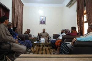 محافظ سقطرى يلتقي وكيل نيابة حديبوه وأعضاء النيابة ويؤكد دعم السلطة المحلية للسلطة القضائية
