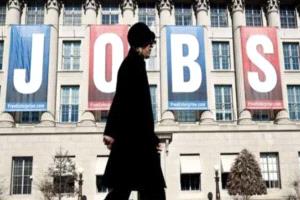 ارتفاع البطالة في بريطانيا لأعلى مستوى منذ 2021
