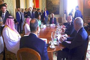 باريس والرياض: من الأقوال إلى الأفعال في طريق حل الدولتين