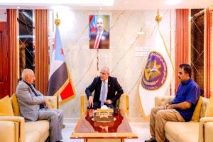الكثيري يبحث مع رئيس مصلحة السجون سبل تحسين أوضاع النزلاء وتعزيز التنسيق المؤسسي