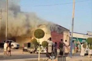 نشوب حريق في مستودع لمعدات الطاقة بالغيضة يخلف خسائر مادية فادحة
 
