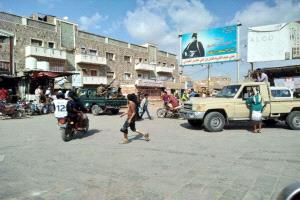 حر ولا كهرباء.. سكان لحج يصرخون تحت وطأة العتمة والقيظ