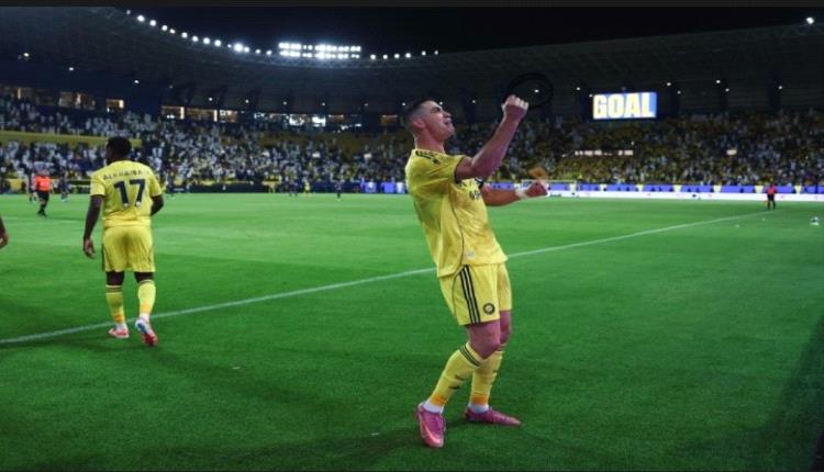 «العمر مجرد رقم».. رونالدو خامس عظماء الدوري السعودي.