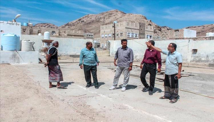 مدير عام بروم ميفع يتفقد مشروع إعادة تأهيل منشأة نصر بروم الرياضي
