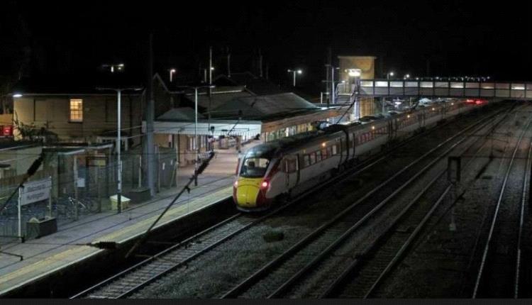 عاجل | هجوم بسكاكين على متن قطار في كامبريدج شير يخلف إصابات