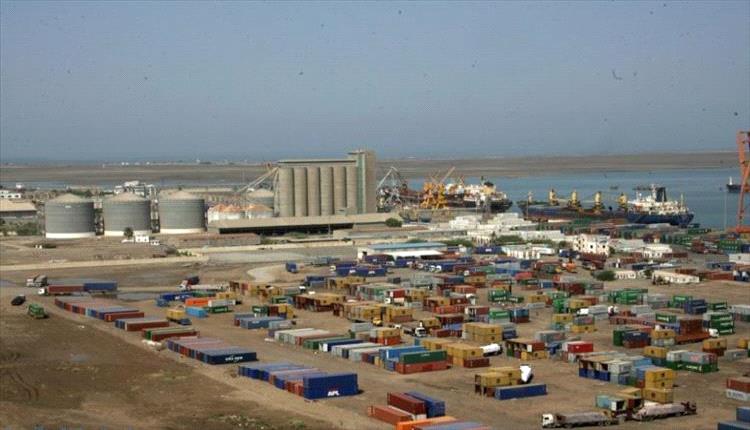 تساؤلات حول استثناء ميناء المخا من قرار إغلاق الموانئ المستحدثة