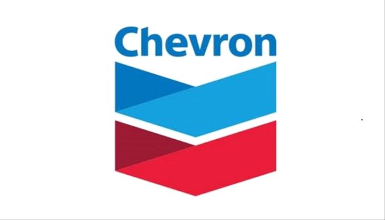 شيفرون تتفوق على التوقعات مع زيادة قياسية للإنتاج وتدفقات نقدية قوية