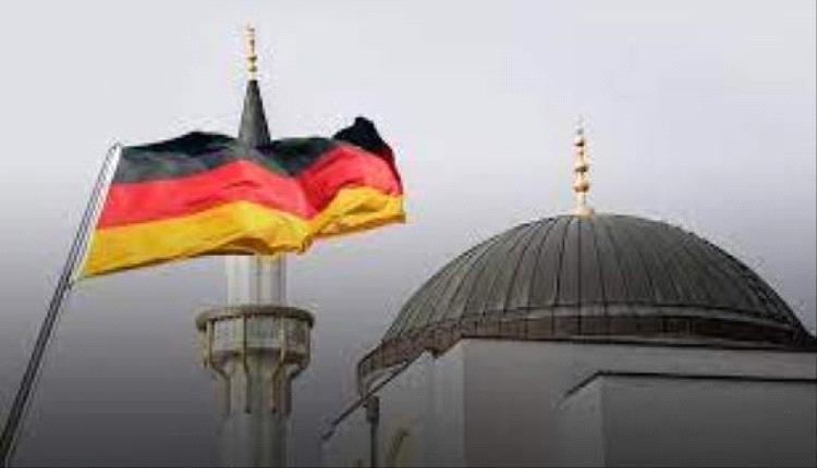 ألمانيا تحظر جمعية إسلامية وتنفذ مداهمات لجمعيتين أخريين