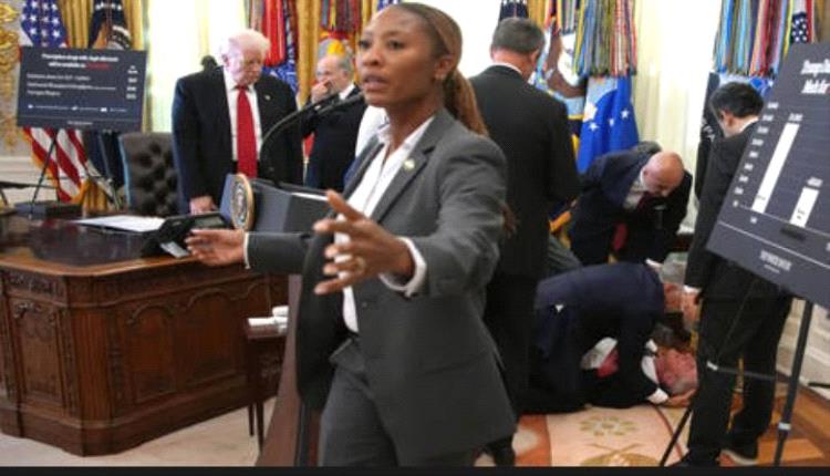 انهيار أحد ضيوف البيت الأبيض أمام ترامب والكاميرات