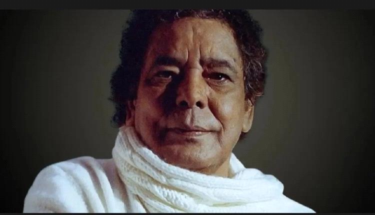 نقل محمد منير إلى المستشفى بعد تدهور حالته الصحية