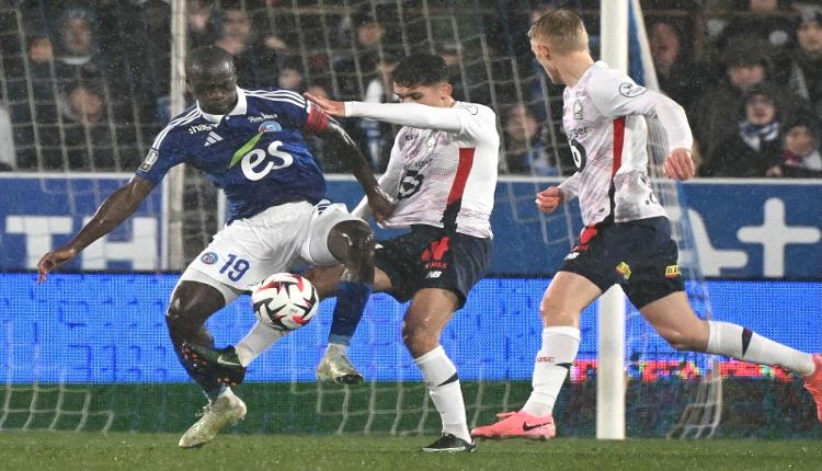 ليل يسقط أمام ستراسبورغ في منافسات الدوري الفرنسي 