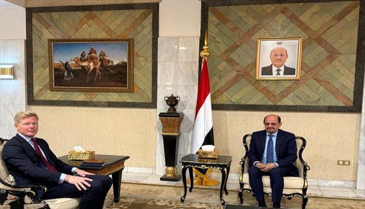 الزنداني يدعو المجتمع الدولي للضغط على الحوثيين لتنفيذ قرارات مجلس الأمن