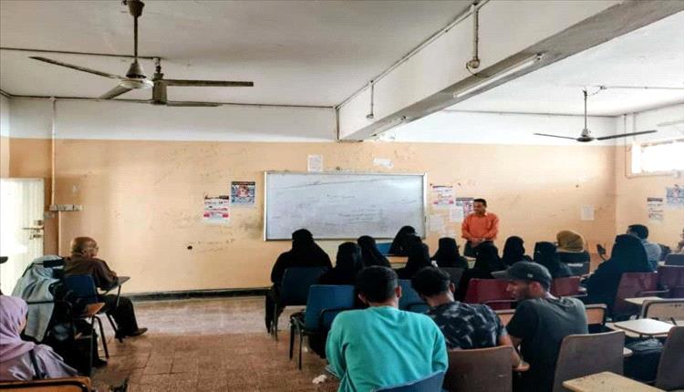 ترامب يلوح بخفض التعريفات الجمركية على الهند مع اقتراب اتفاق تجاري