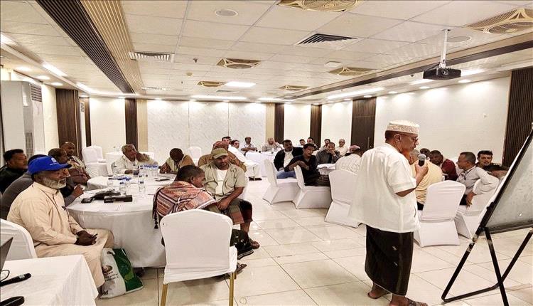 ورشة مجتمعية بالمكلا تبحث احتياجات أحياء بويش وتحسين الخدمات الأساسية
