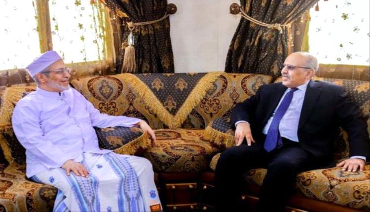 الكثيري وباهارون: تعزيز التعليم وحماية استقرار حضرموت