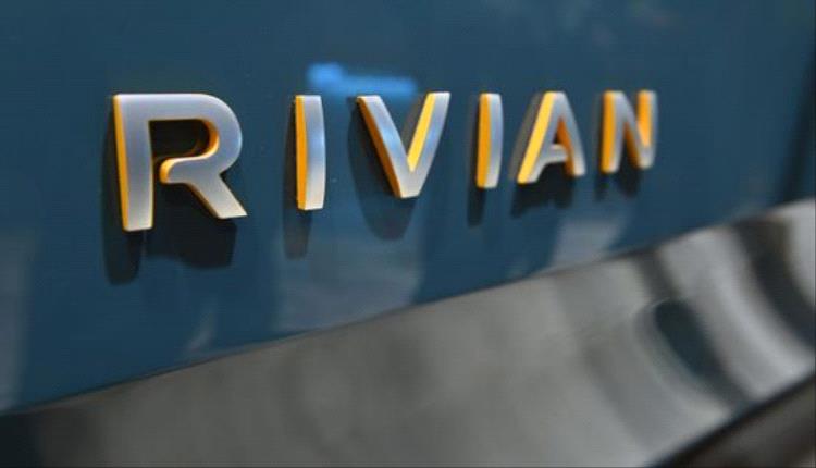 قفزة قوية لسهم ريفيان بعد نتائج فصلية تتجاوز التوقعات ومكافآت ضخمة للرئيس التنفيذي