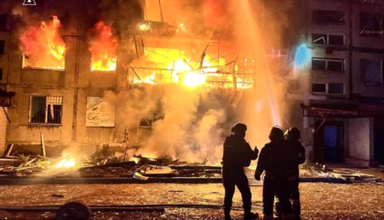 قصف روسي يهز خاركيف: سقوط قتلى وجرحى في هجوم ليلي