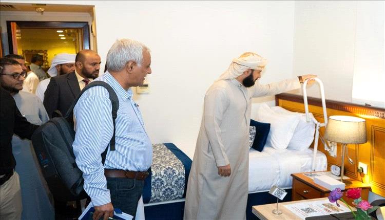 وكيل الحج والعمرة يتفقد أبراج إسكان الحجاج ويشدد على الجوانب الصحية والأمنية
