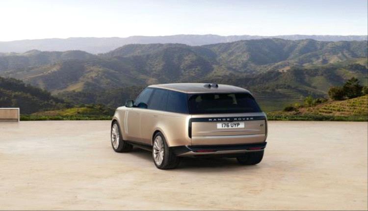 هجوم إلكتروني يوقع "جاكوار لاند روفر" بخسائر ضخمة ويعطل الإنتاج في المملكة المتحدة
