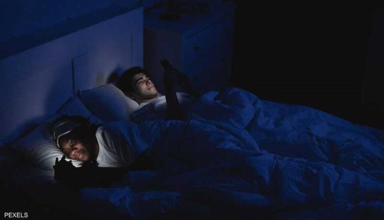 ضوء خفي يهدد قلبك.. دراسة تكشف خطرا أثناء النوم