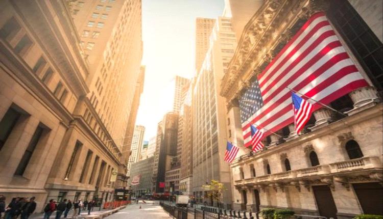 مديري الصناديق الأمريكيون يفرغون الكاش ومخاوف من موجة تصحيح