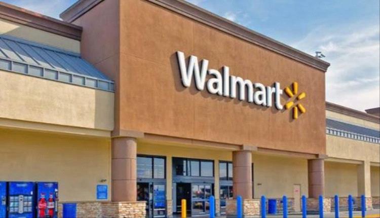 وول مارت تقفز بتوقعاتها بعد طفرة في مبيعات التجارة الإلكترونية
