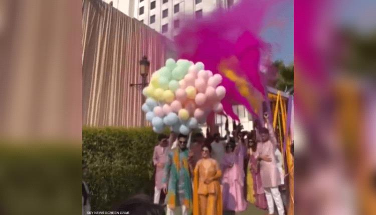 انفجار بالونات يحرق عروسين في ليلة الزفاف