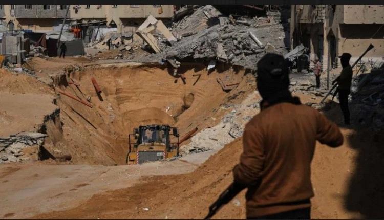 عاجل وفق وسائل إعلام عدة، قد يكون ما يصل إلى 200 مقاتل من "حماس" محاصرين في أنفاق رفح