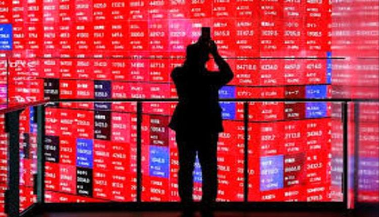 ثقة الأسواق تتهاوى في اليابان: تاكايشي تكبد بورصة طوكيو 127 مليار دولار