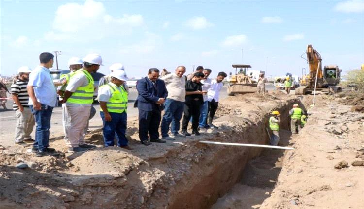 عدن تطلق مشروع الخط الاستراتيجي للصرف الصحي لتحسين البنية التحتية في دار سعد
