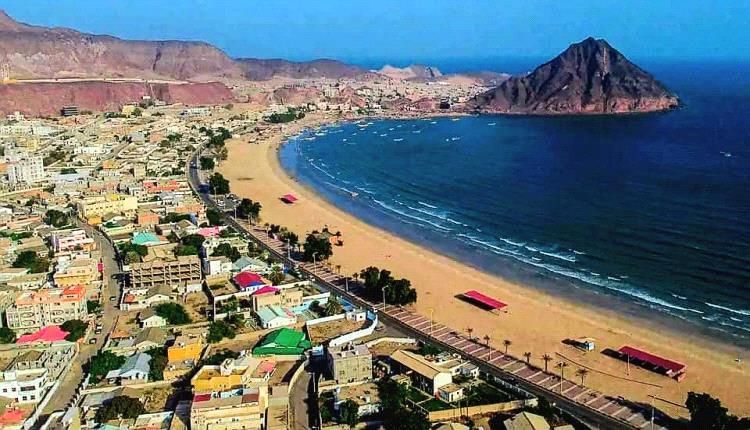 صدى قلب مكسور.. تفاصيل مأساة أنهت حياة شاب داخل بقالة في عدن