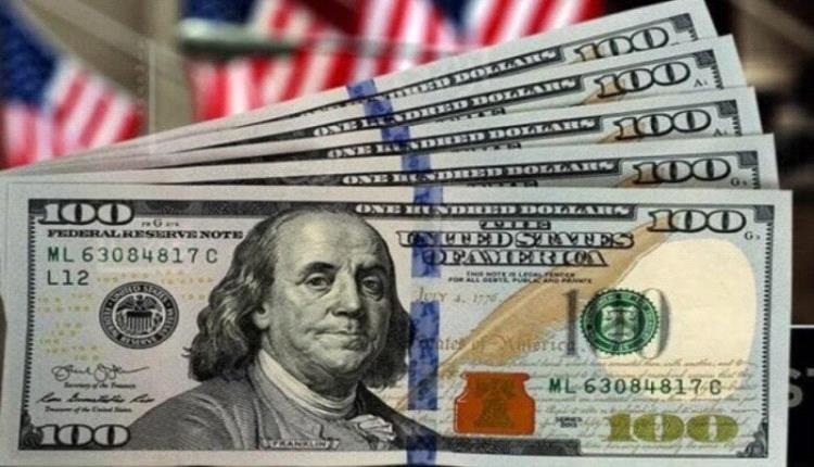 الدولار يتكبد أسوأ خسارة أسبوعية في 4 أشهر وسط تصاعد توقعات خفض الفائدة الأميركية