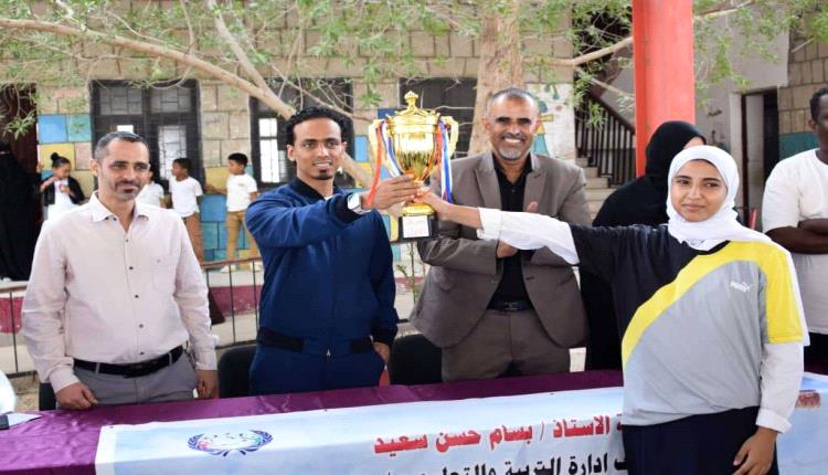 السقّاف يعزّز دعم التعليم الشامل ويشهد نهائي بطولة الطائرة بمدرسة الغرباني في صيرة