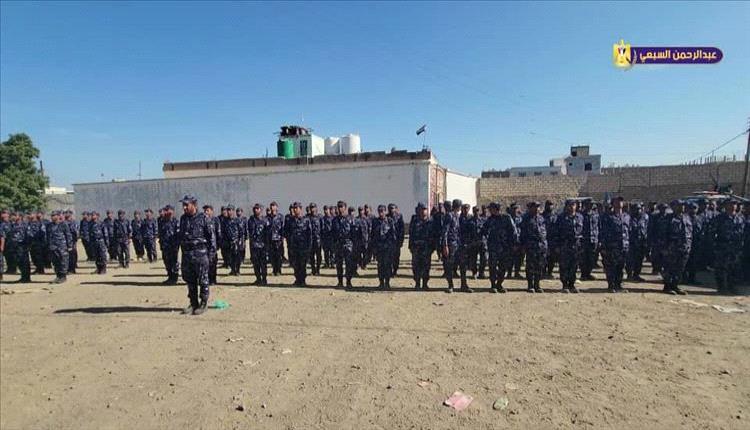 الضالع تتسلم دفعتها الأولى من البرنامج التأهيلي الأمني بدعم الإمارات