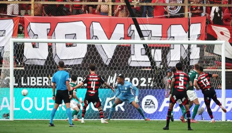 كوبا ليبرتادوريس - فلامينغو يهزم بالميراس بهدف دانيلو ويحرز اللقب للمرة اله