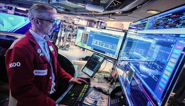 المستثمرون يسحبون 4.48 مليار دولار من الأسهم العالمية وسط مخاوف التكنولوجيا