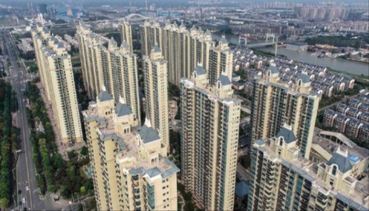 تباطؤ أسعار المنازل الأمريكية لأدنى مستوى منذ 2023