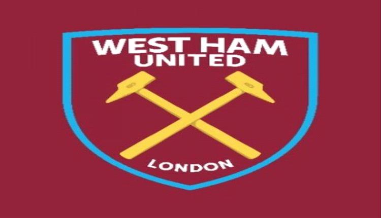 رحيل أسطورة وست هام بيلي بوندز القائد الخالد يودّع الملاعب عند 79 عاماً