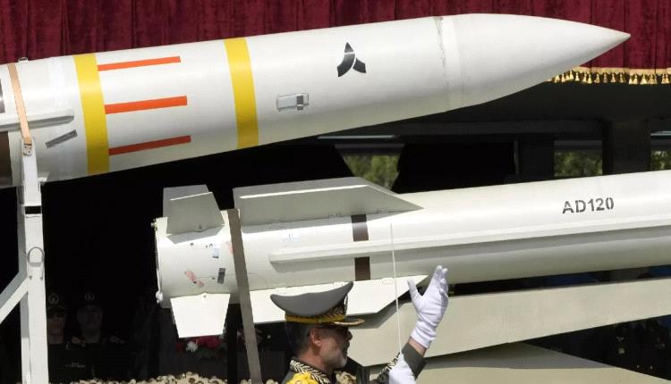 إيران تتأهب إسرائيل تحذر من تصعيد على ثلاثة جبهات