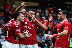 الأهلي يهيمن بثنائية على شبيبة القبائل في انطلاقة دوري الأبطال