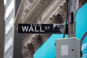 يو بي إس تتوقع مؤشر إس آند بي عند 7500 نقطة بدعم الذكاء الاصطناعي
