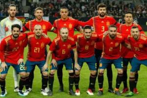 إسبانيا تستبعد جمال من التشكيلة بعد تدخل طبي عاجل