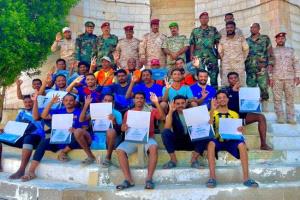 خفر سواحل حضرموت يرفع جاهزية الغواصين لمواجهة الطوارئ البحرية