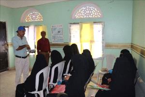 تأهيل متطوعات التثقيف الصحي في الحديدة لمواجهة الأمراض الوبائية
