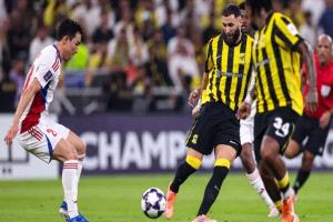 عاجل | لهذا التوقيت.. الاتحاد يؤجل ملف تجديد عقود ثلاثي محترفيه