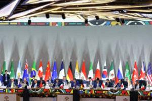 قمة أنغولا إفريقيا وأوروبا تعيدان رسم خرائط التجارة والهجرة وسط ظلال حرب أوكرانيا