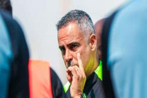 عاجل.. تطور جديد في مفاوضات الزمالك مع فيريرا بشأن الستحقات المتأخرة.. والمدرب يجمد شكواه لـ«فيفا»