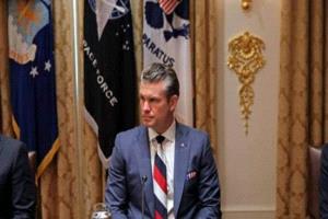 واشنطن ترفع سقف رسائلها… زيارة لوزير الدفاع الأميركي للدومينيكان وسط تصعيد مع فنزويلا