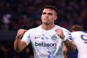 مارتينيز يقود إنتر لانتصار حاسم على بيزا