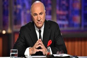 كيفن أوليري يحذر من خطة ترامب لتوزيع 2000 دولار: "وصفة لتفاقم التضخم"